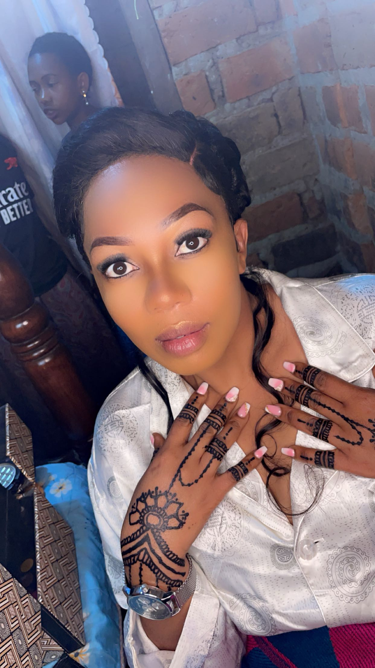 Nails tech and Makeup Artist — photo 3